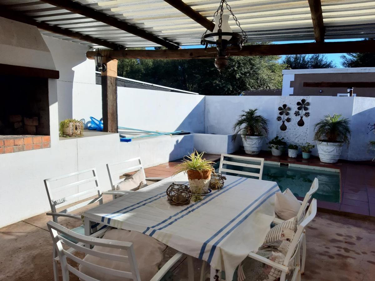 Carmel Villa B&B Or Self-Catering Calvinia Zewnętrze zdjęcie