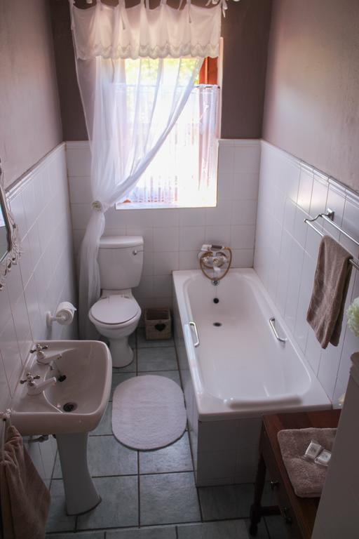 Carmel Villa B&B Or Self-Catering Calvinia Zewnętrze zdjęcie