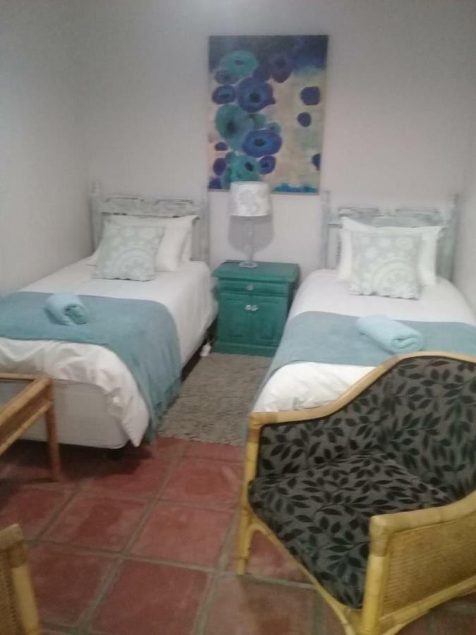Carmel Villa B&B Or Self-Catering Calvinia Zewnętrze zdjęcie